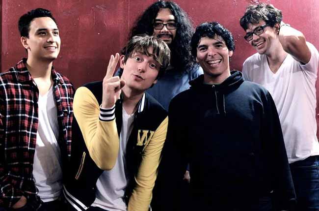 scissors for lefty - underhanded romance (2007) post 01