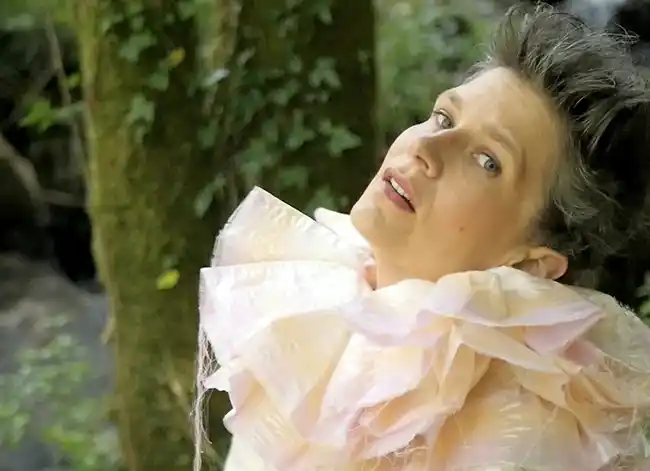 camille - si tu souris aux anges/no miracle/la terre (single, 2026) post 01